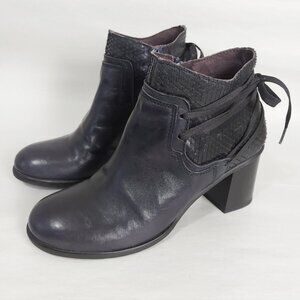 Brako Anatomic Comfy Ankle Boot Adjustable Back Tie Block Heel Dark Navy Leather